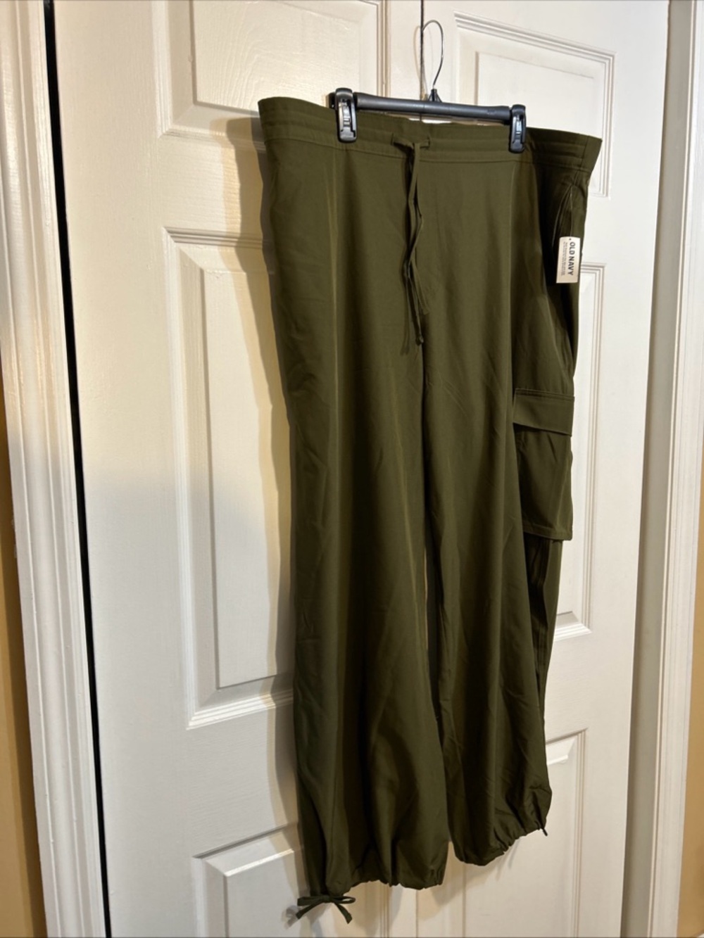 NWT w/FLAW Old Navy Women’s StretchTech Drawstring Wide-Leg Pants Olive Size XL - Picture 2 of 15